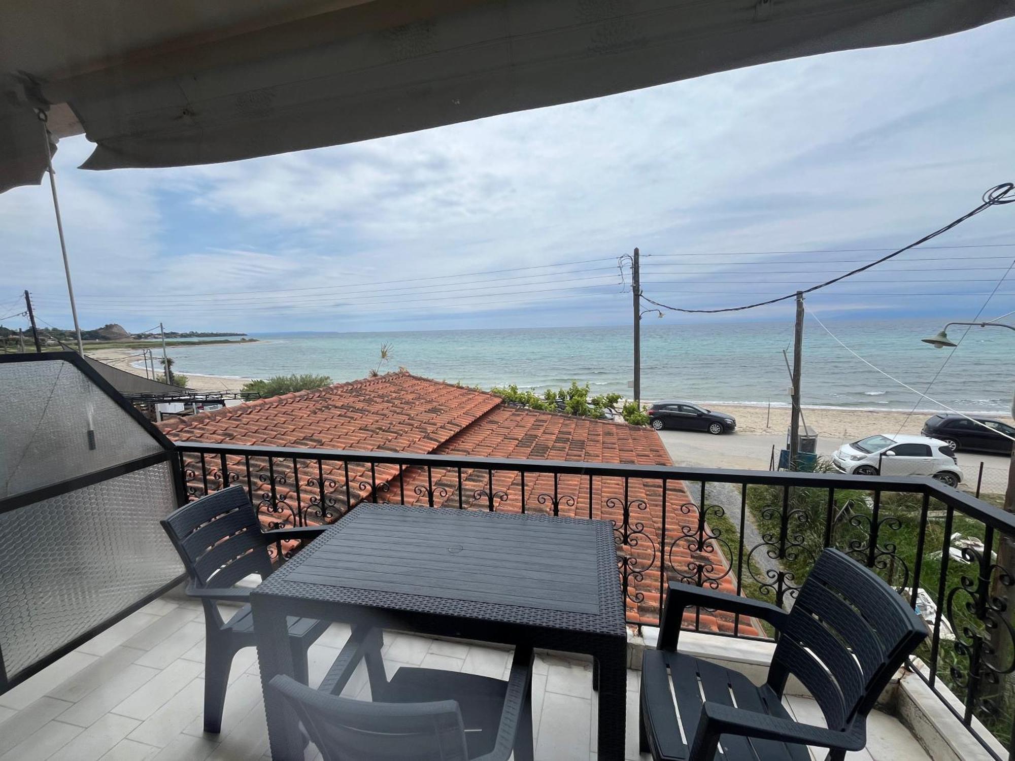 Okkio Sea View Daire Vergia Dış mekan fotoğraf